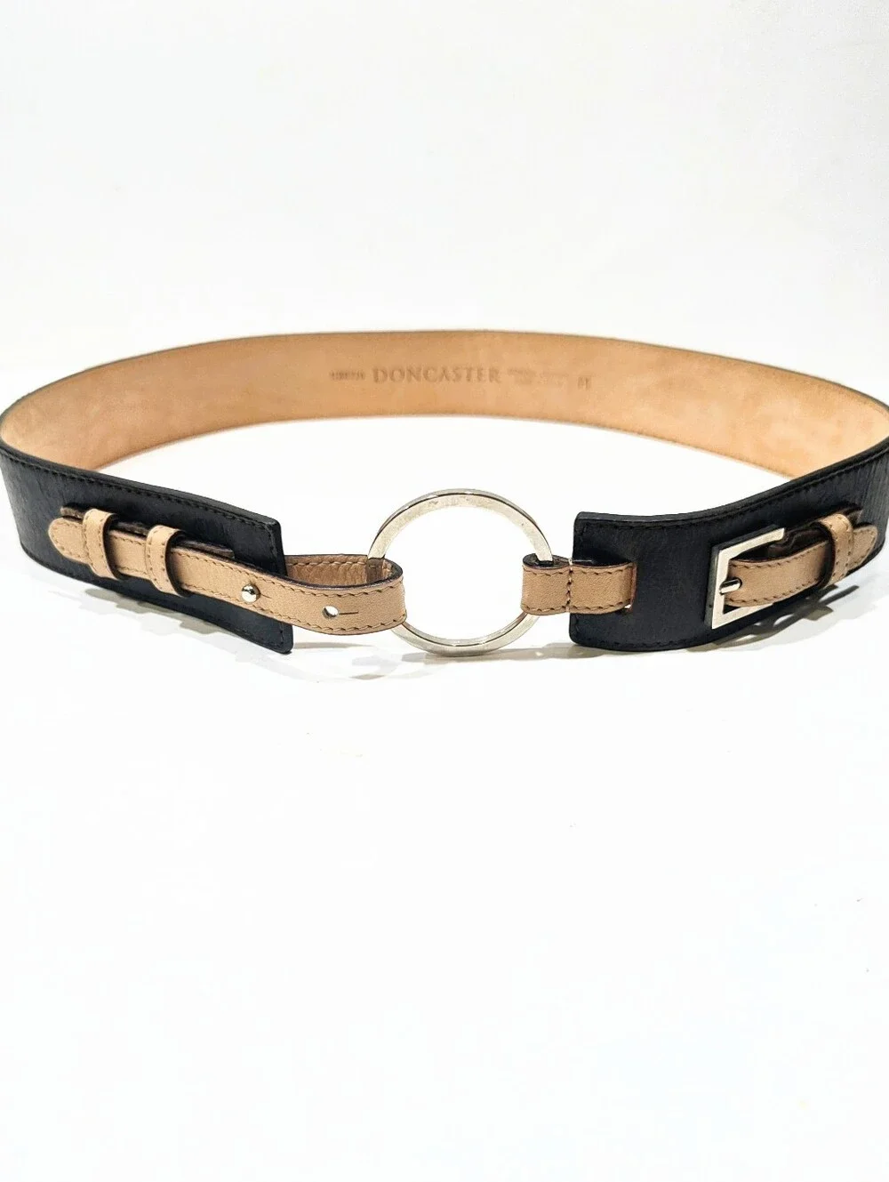 Doncaster Black Leather O Ring Statement Belt Tan Accents Size M 32-33 Italy